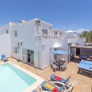 villa-susie-by-villa-plus.in-canary-islands.com/